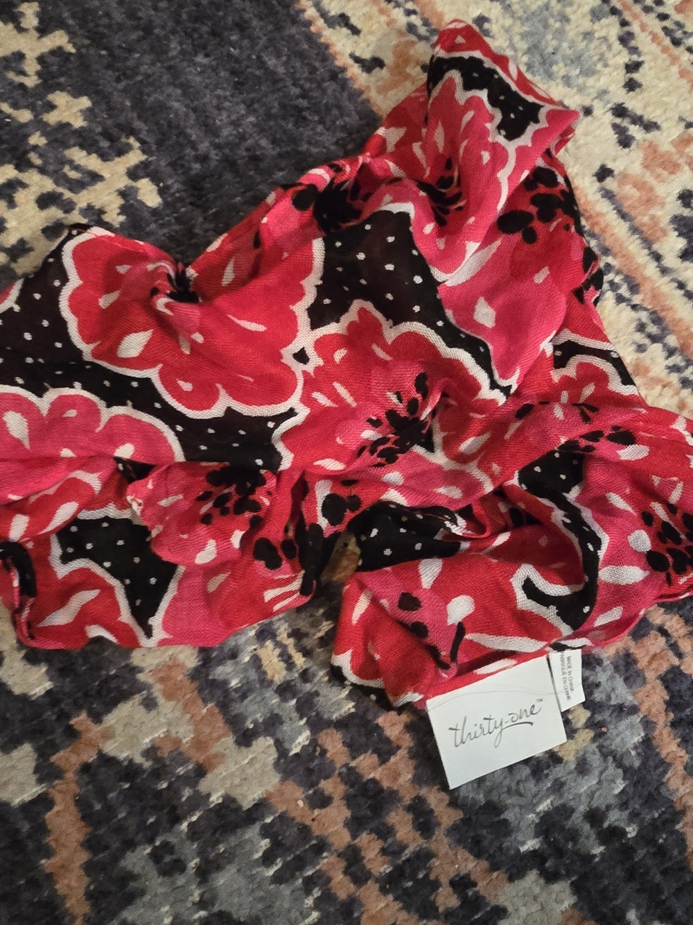 Thirty-One Floral Pink and Black purse Scarf